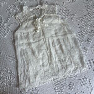 Carla Conti women’s size medium white silk‎ floral embroidered sleeveless blouse